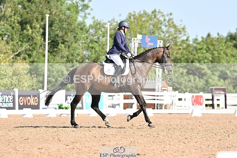 250816-100232-03035 - 096-Louisa.ChattingFirst.Mohican.II