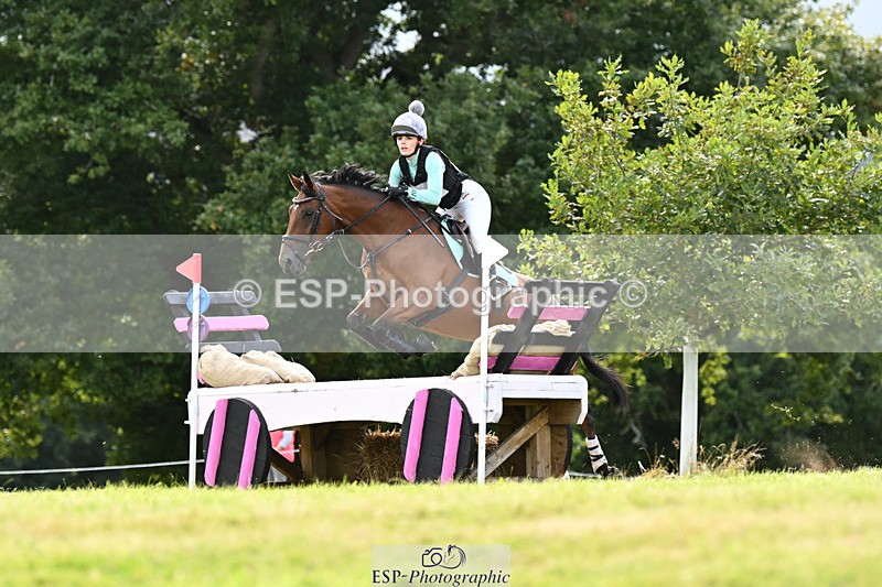 240825X-171546-37451 - 80cm XC 16.30 to 17.30