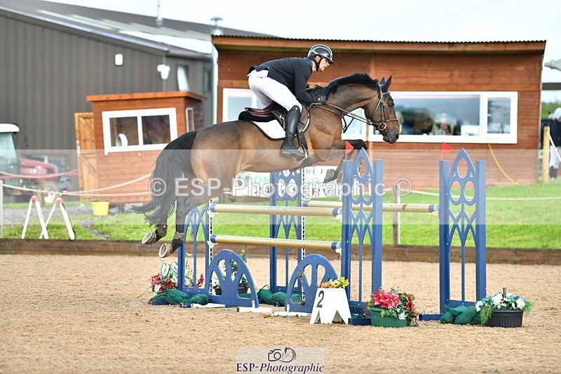 230723A-095424-10693 - Cls 4, 2 Star Small 1.30m