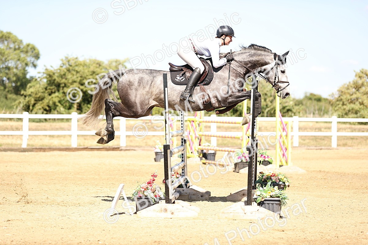 SBM_015427 - Class 16 - Senior foxhunter - 1.20m Open
