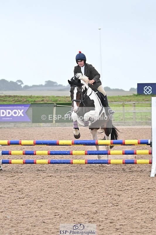 240813-175028-00512 - Classes 5 A&B & 6 80cm