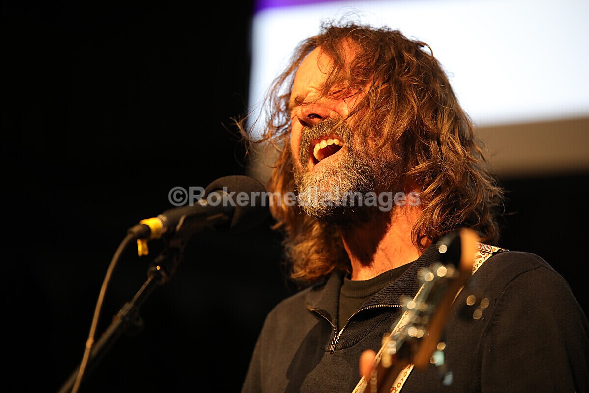 FOLK N BLUES-263 - FOLK and BLUES SEPT 2022