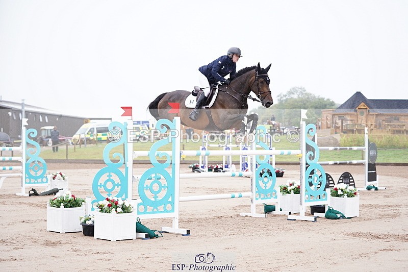240720A-130200-14920 - Cls 35, YH 7 Yr Olds 1.35m