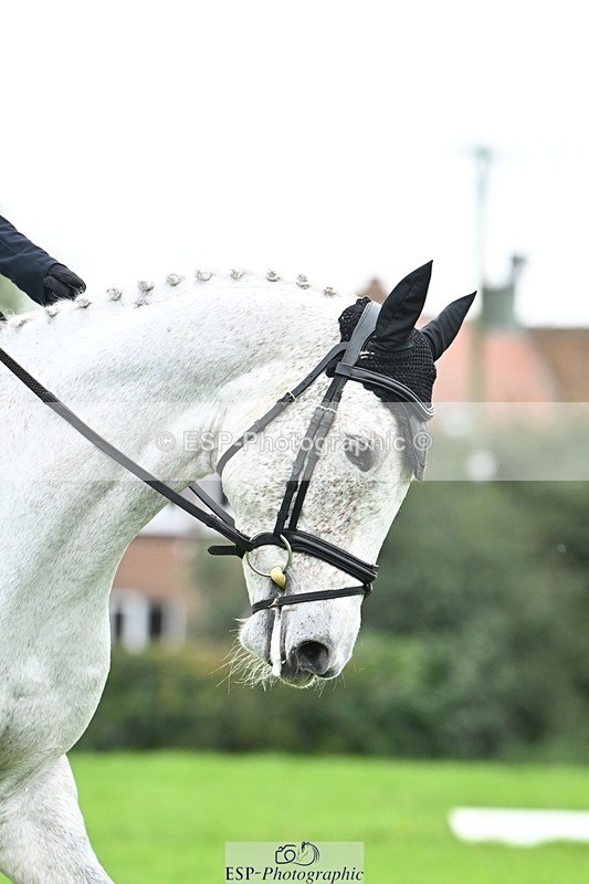 241024-122802-02749 - 326-Eloise.Hawtin-TULLIBARDS.CLONEENAGH.TED