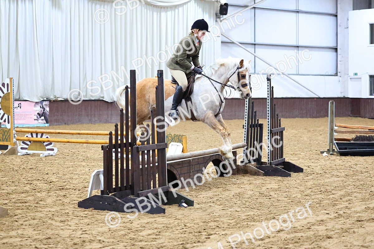 SBM_003078 - Class 35 - 60cm Training Stakes