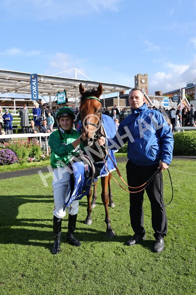 yr08102022r2-51 - Race 2 2.05pm The Coral Rockingham Stakes