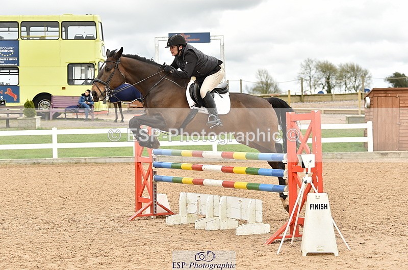 240403A-142544-00781 - Cls 4 Newcomers and 1.10m Open