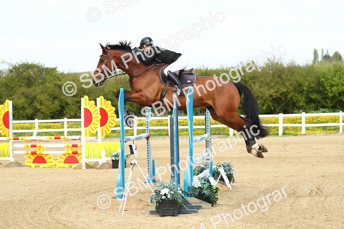 SBM_001245 - Class 5 - Senior Foxhunter 1.20m