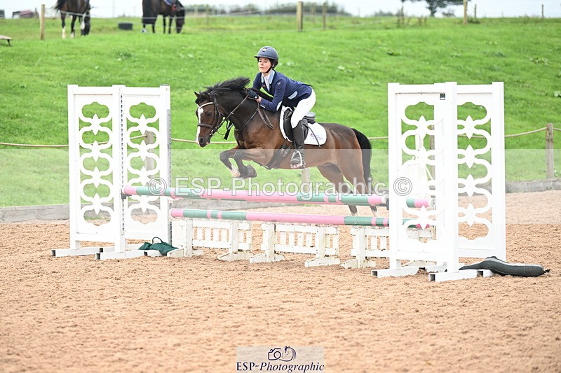 240907A-123724-01691 - Cls 3 Pony Medium Team 80cm & 90cm