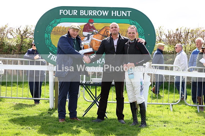 3E7A0577 - Race 1 Hunt Members