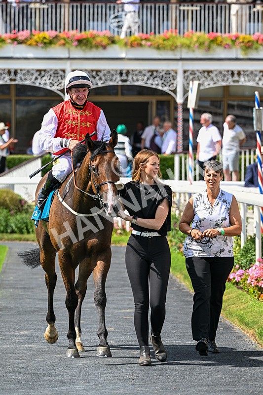 110726-Race 3-Redorange-6988 - Race 3 15.12pm John Smith's City Walls Stakes