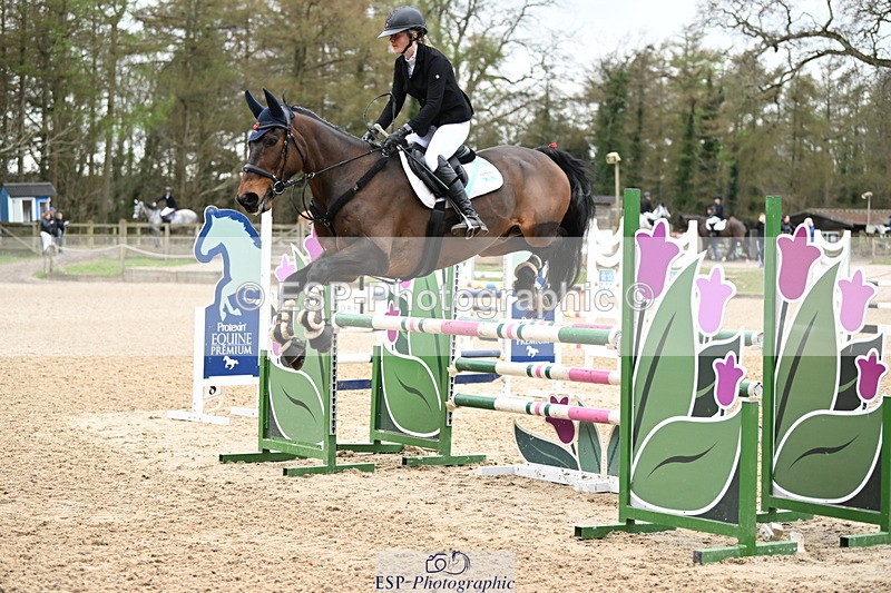 250323A-142102-04854 - Cls 24 Snr Newc & 1.10m Open