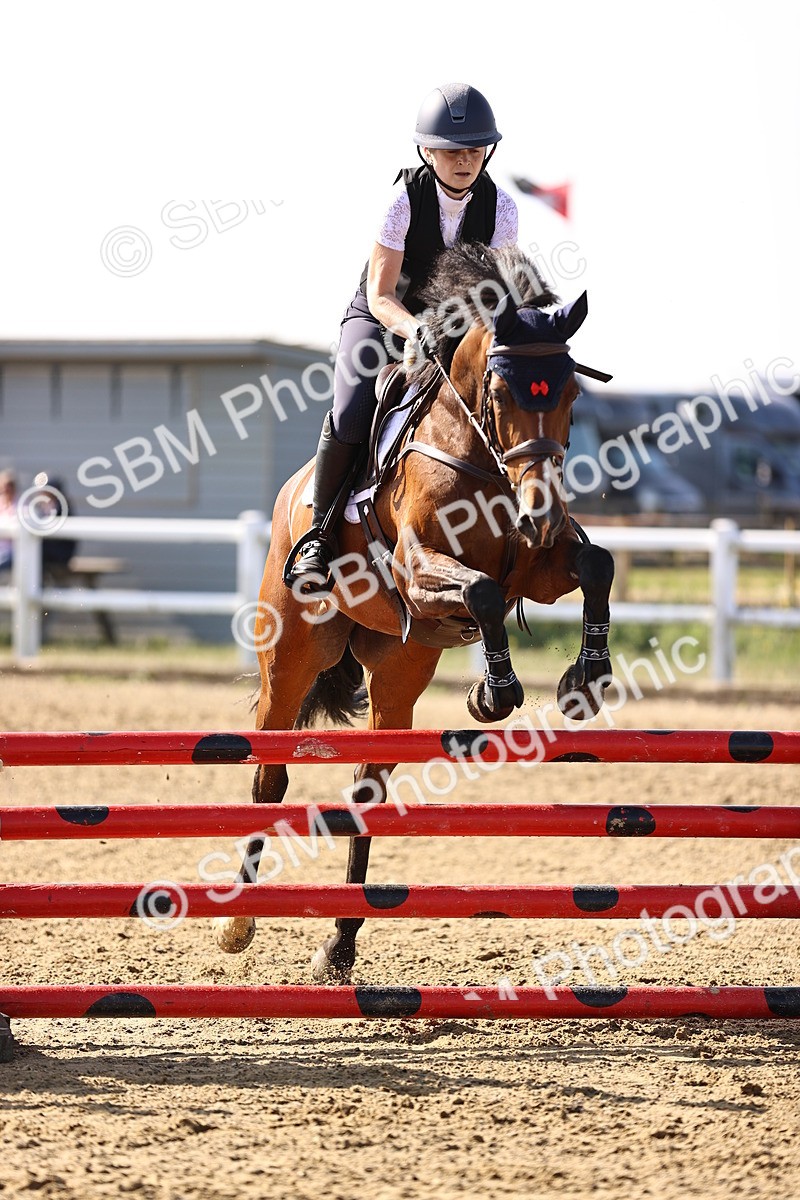 SBM_005589 - Class 8 - Clear Round