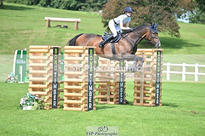 230909-122815-05477 - Cls 11 Snr Foxhunter & 1.20m Open