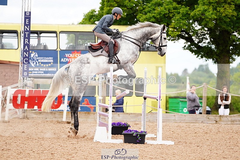 240524A-093132-02488 - Cls 13 Snr 1.05m and 1.10m