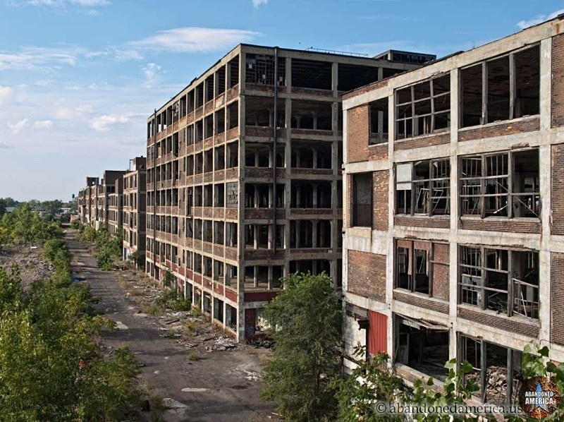 The Remains of Detroit's Packard Motor Car Company | Abandoned America