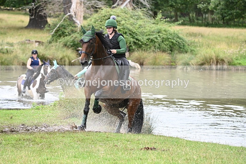 WJ7_3935 - Time at Water 12:52 to 13:22