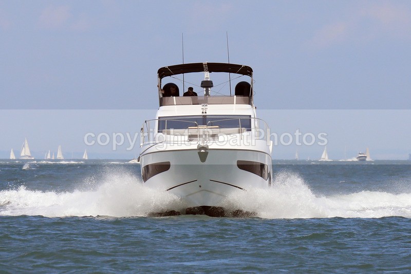 170708 BETSEA - SUNSEEKER MANHATTAN RTI_6087 - Flybridge Cruisers