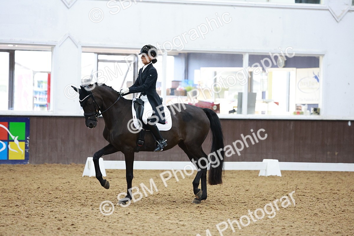SBM_021178 - Class 14 - FEI Grand Prix - 17.40-18.34