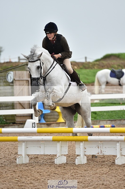 220829A-162520-00224 - 70cm Classes 3a 3b & 4