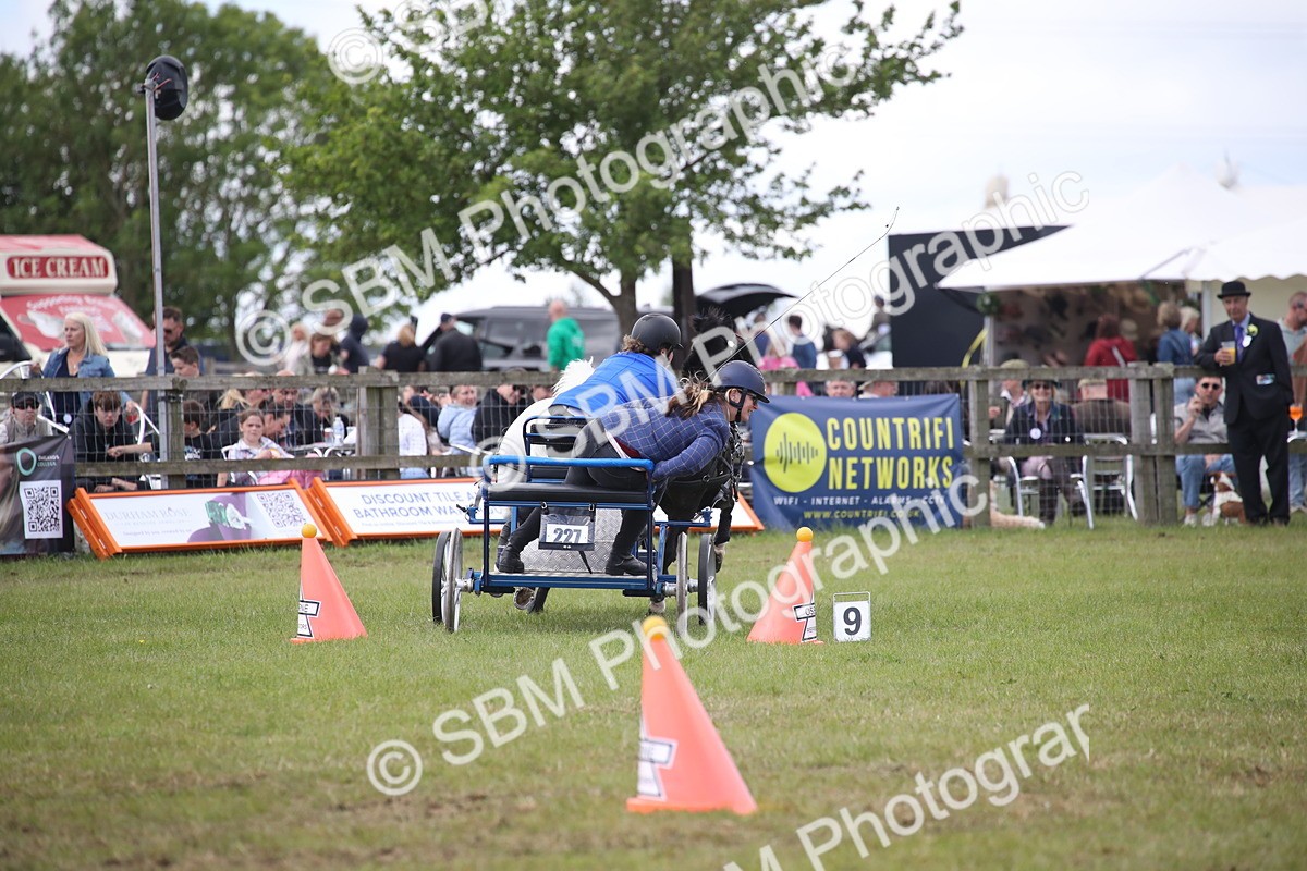 SBM_15433 - Class 90 - Scurry 122cm and Under