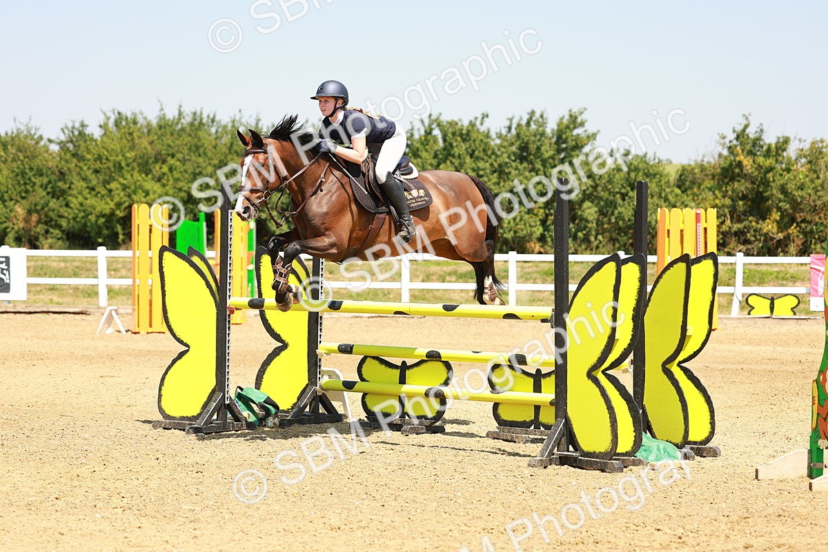 SBM_001392 - Class 4 - Senior Newcomers - 1.10m