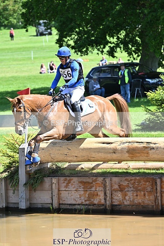 240525-113209-12748 - 356-CREEVAGHSTABLES_IFICUDIWUD-Tim_Cheffings