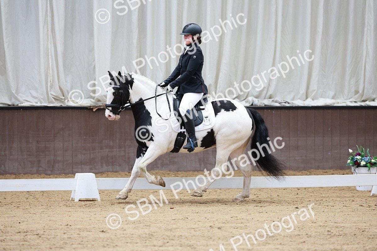 SBM_007242 - Class 6b - Novice 6 - 8.56-9.24