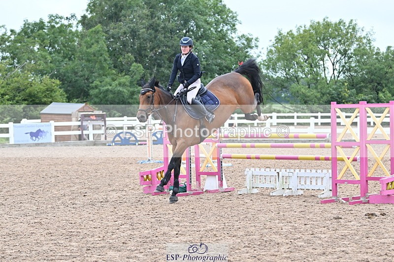 240907A-123816-01470 - Cls 9 1.10m Amateur Qualifier