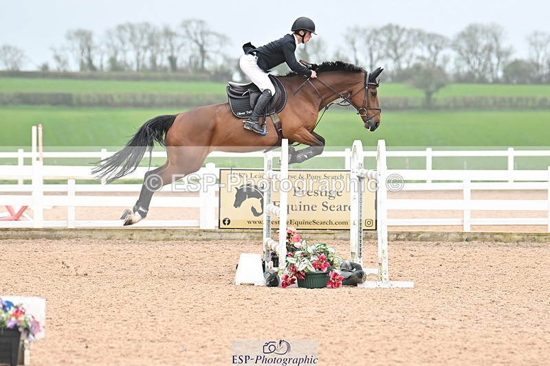 240406A-153512-04165 - Cls 17 National 1.30m Open