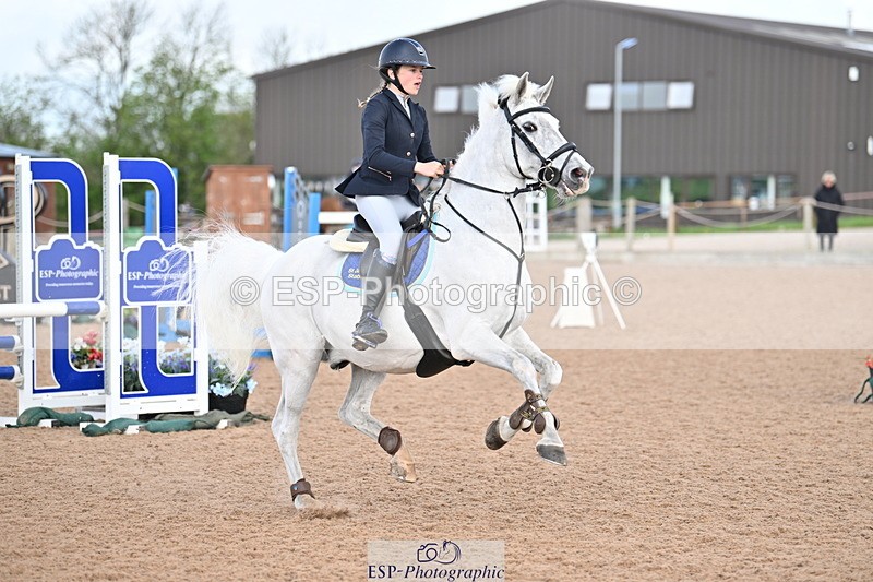 240506A-110825-08419 - Cls 3  Pony Discovery & 90cm Open