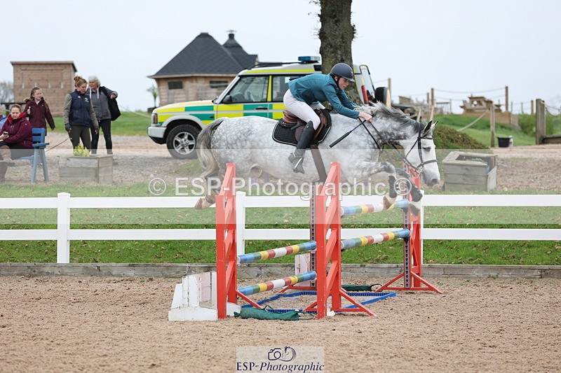 241101A-120817-01639 - FRI Cls 5 Newcomers and 1.10m Open