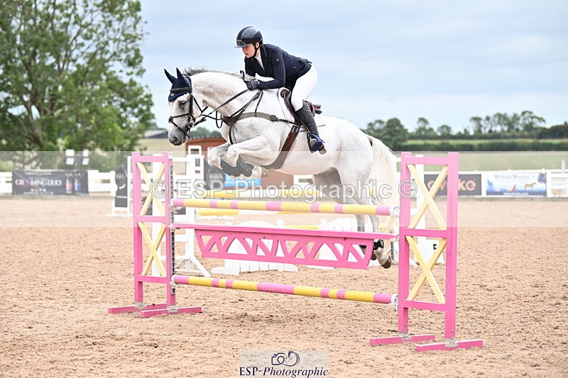 250820B-141418-00908 - Cls 6 Foxhunter and 1.20m Open