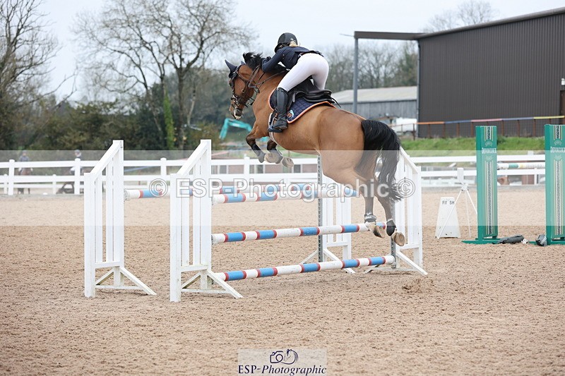 241101A-120052-01587 - FRI Cls 5 Newcomers and 1.10m Open