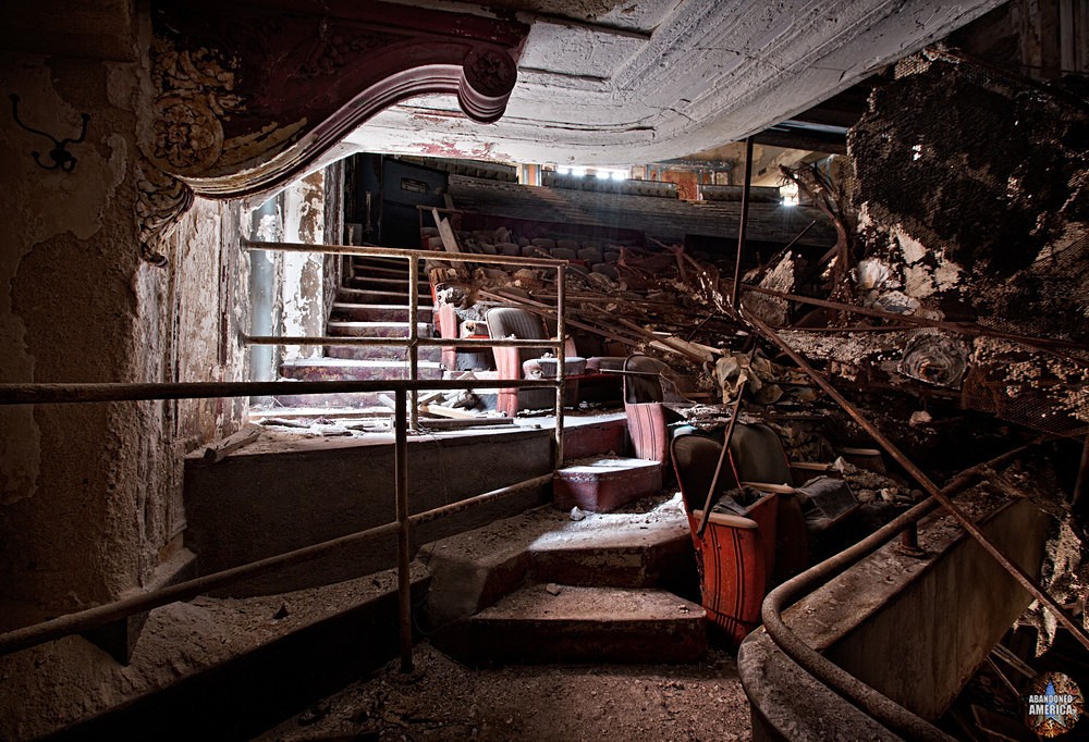 The Abandoned RKO Proctor's Palace Theatre in Newark, NJ