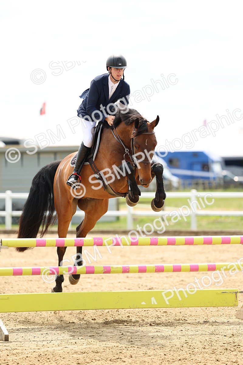 SBM_005650 - Class 17 - Senior Discovery - 1.00m