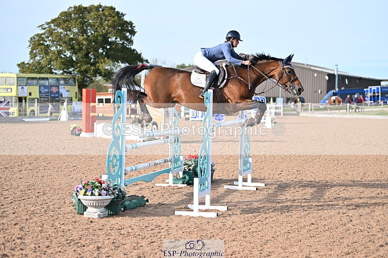 231015A-155817-09195 - Cls 32 National 1.30 & 1.40m Open