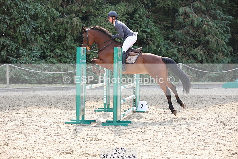 250816A-102737-00717 - Cls 3 Snr British Novice