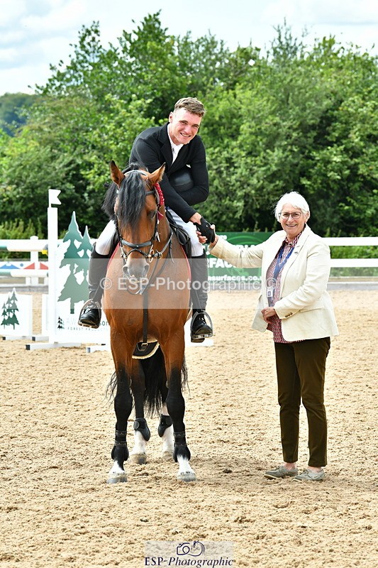 230721A-145205-07123 - Cls 22, 1 Star Gold 1.30m