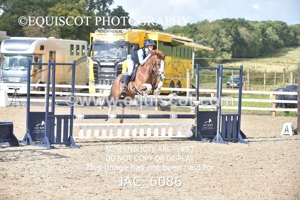JAC_6086 - CLASS 6 SAT Springboard 128cm/ 138cm Restricted Handicap