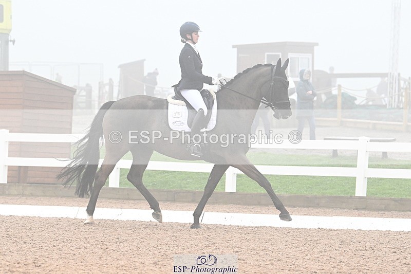 240217A-104252-01448 - 275-Lucy.Pye-La.Vida.loca