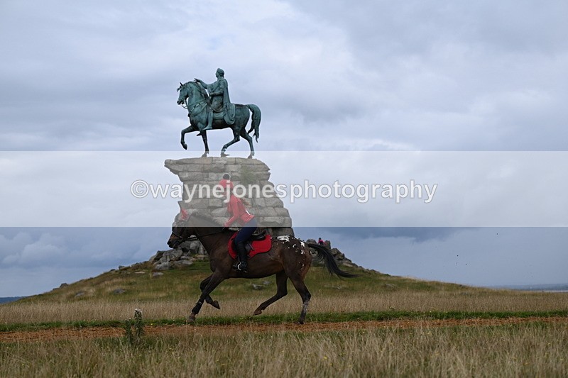 DSC_5910 - Time at Statue 12:17 to 12:44