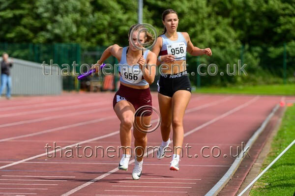 Relays26-922855 - Female Set Three