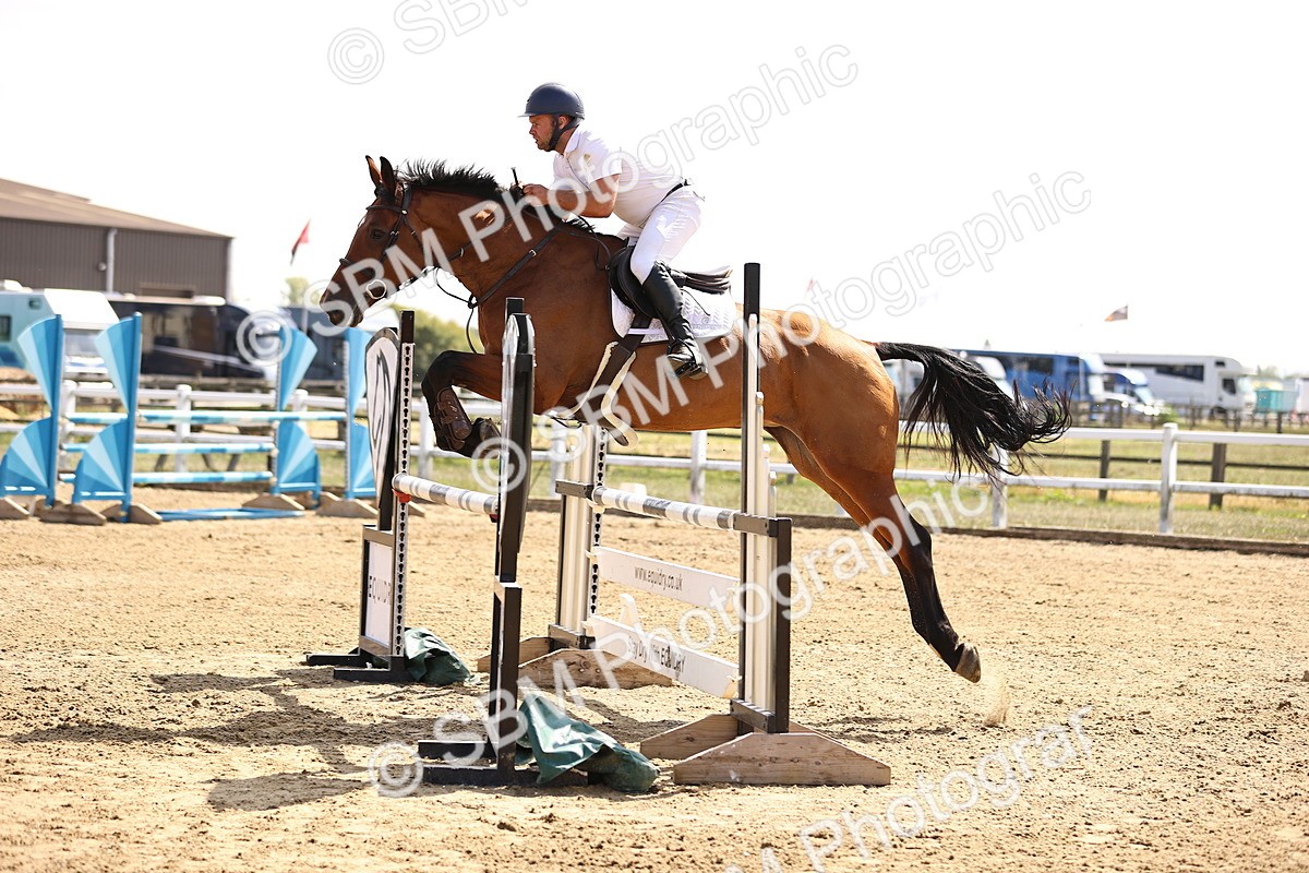 SBM_006773 - Class 12 - Amateur Championship Qualifier 1.05m