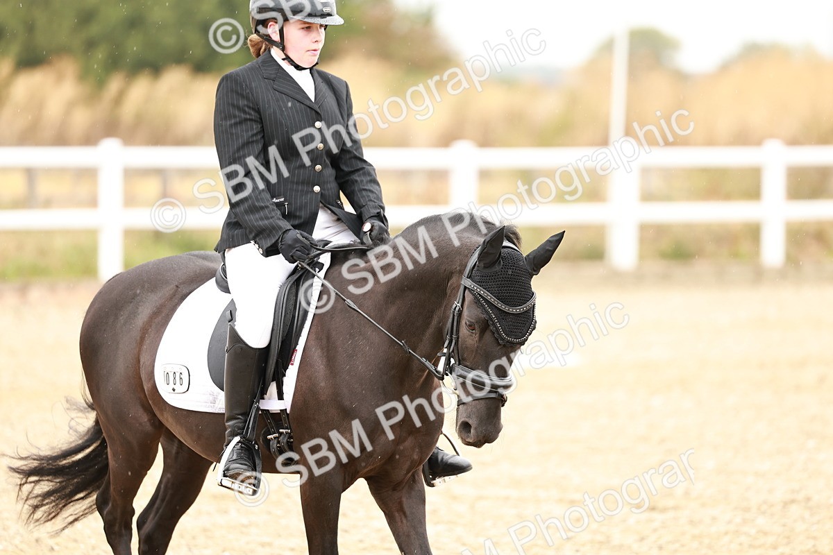 SBM_000110 - Class 1 - Intro 2 Warm Up 9.00-9.35