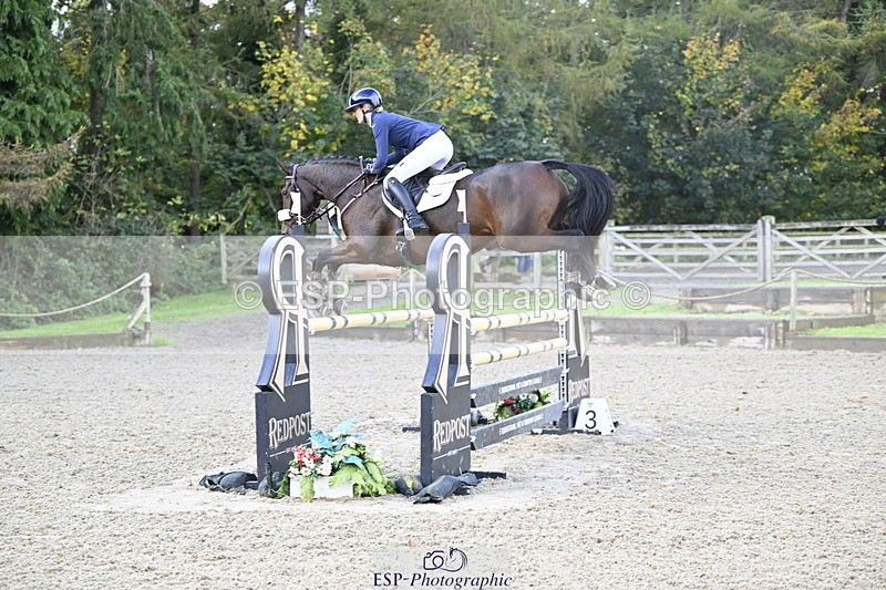 251025A-100904-18029 - A-007-Maja.Hullah