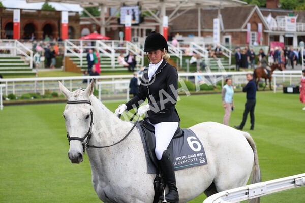 yr22052022r8e-124 - ROR - Parade Ring York