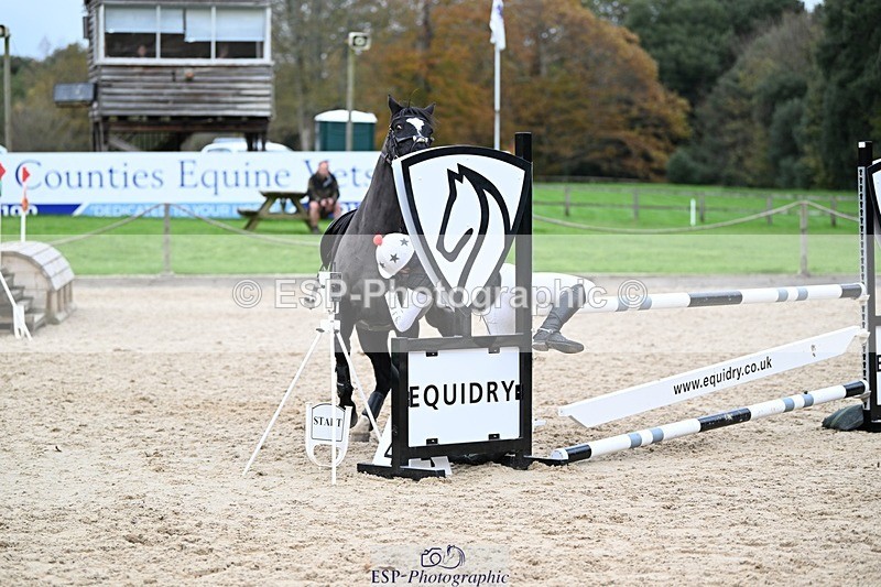 241117-142027-04526 - Cls 3 90-95cm 14.00 to 15.00