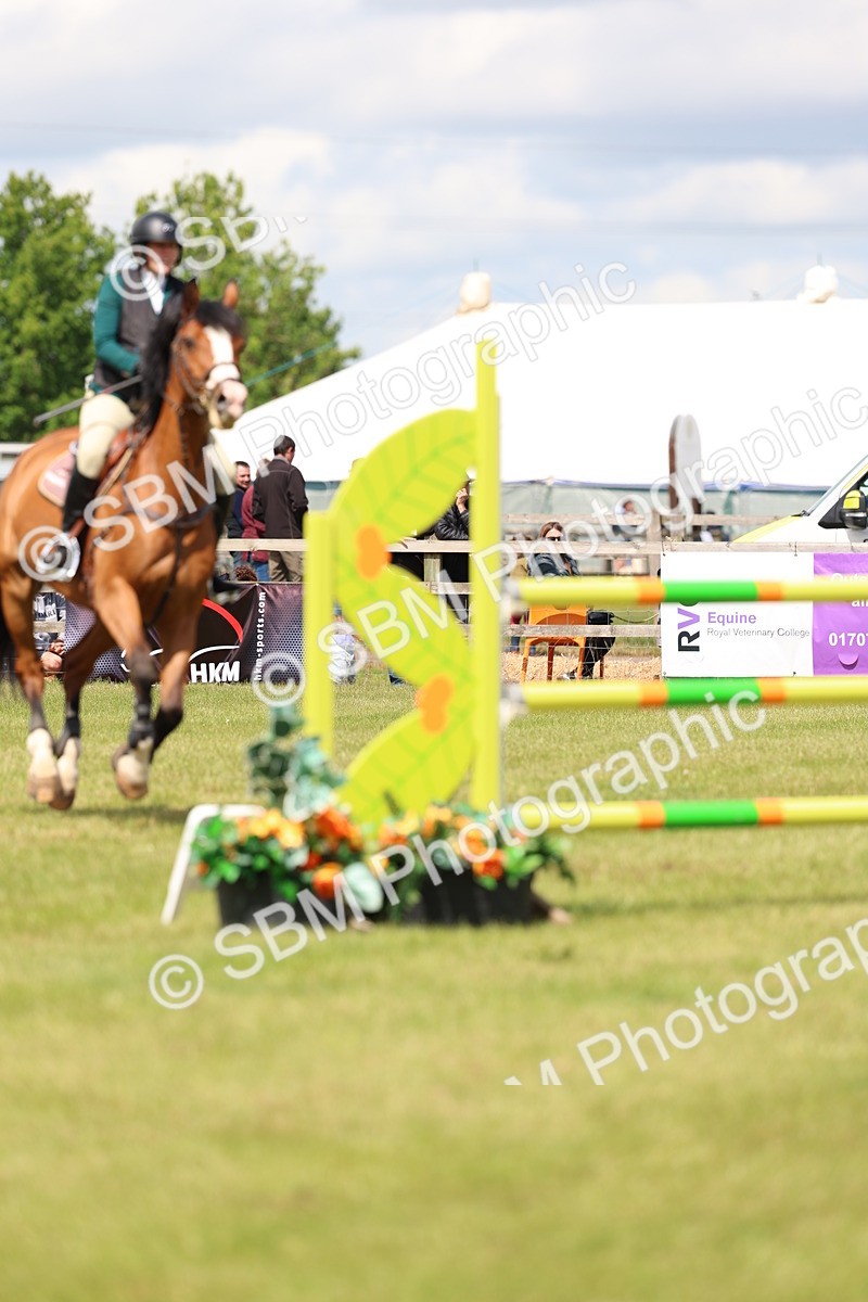 SBM_13829 - Class 206 - Senior Newcomers - 1.10m Open