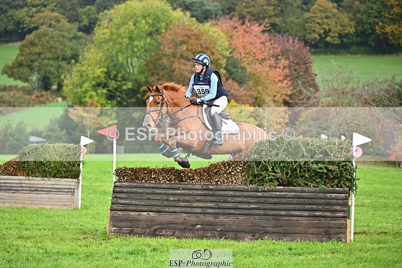 251025A-104640-16860 - D-359-Chloe.Richards